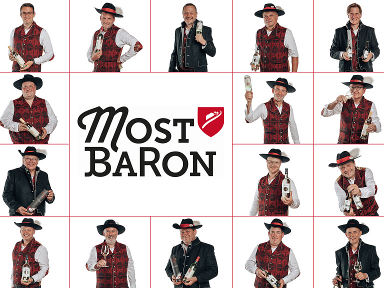 Junge Mostbarone bei der Arbeit