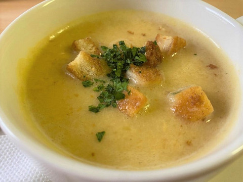 Mostcreme mit Birnenkompott